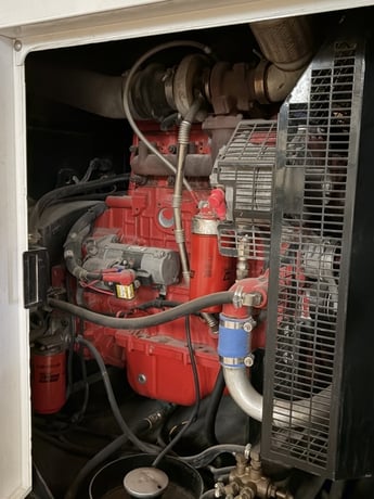 108 KW Cummins #STAMFORD, diesel gen, #QSB5-G4-NR3 engine, 125-160 HP, trailer enclosure, Tier 2 - Image 2