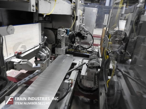 Fallas #JR-VAC-CE, automatic, top load, robotic, case erector/packer, up to 30 robotic cycles/minute or 14 - Image 2