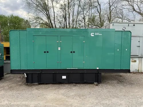 750 KW Cummins #DQCB, diesel generator set, 277/480 Volts, 1220 HP @ 1800 RPM, QSK23-G7 engine, EPA Tier 2 - Image 1