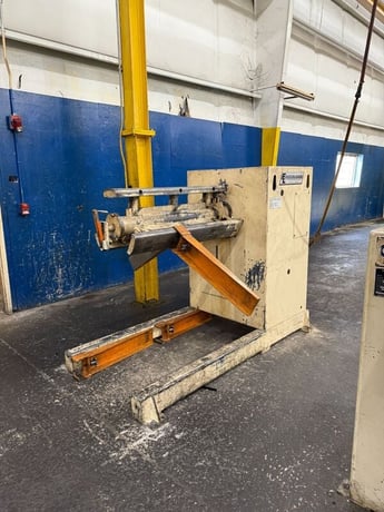 8000 lb. Feed-Lease #R-8M-36, coil reel, 36" width, 60" outside dimensions, 20"-24" ID - Image 1