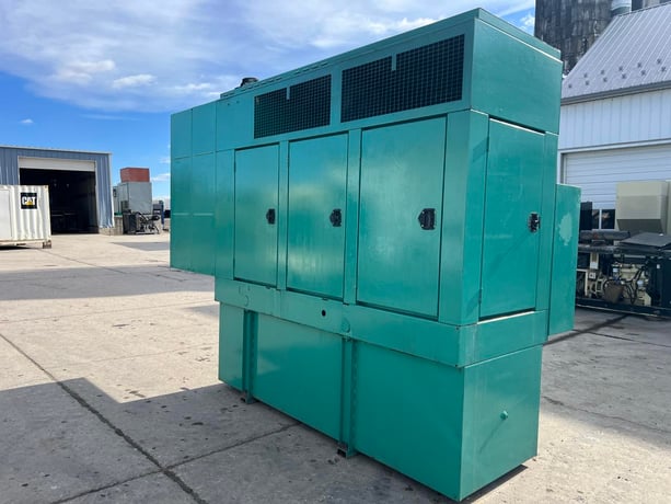 150 KW Onan/Cummins #DGFA-4487690, Generator Set, Sound Attenuated Enclosure, 8.3 Liter Cummins Engine, 252 - Image 3