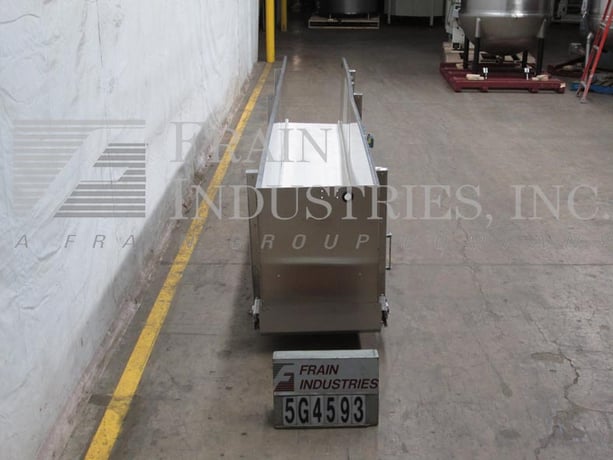 24" wide x 15' long, Kamflex #810, Stainless Steel live bottom accumulation trough, .75 HP drive, 30" high - Image 4
