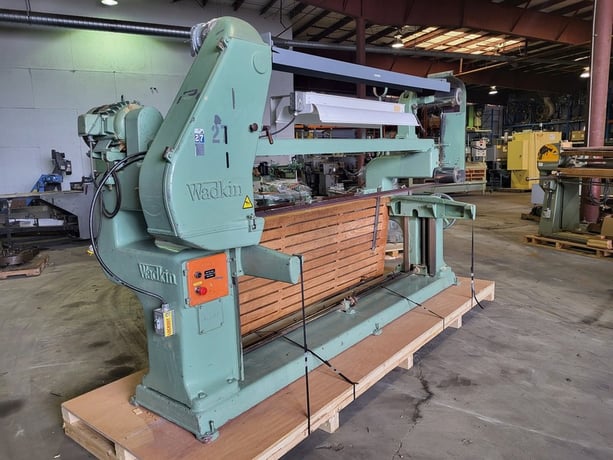 294" x 6" Wadkin #Type-GZ, Open End Belt Sander w/ Sand Belts & Sand Pads, 96" x 42" table, 5 HP, 1740 RPM - Image 3