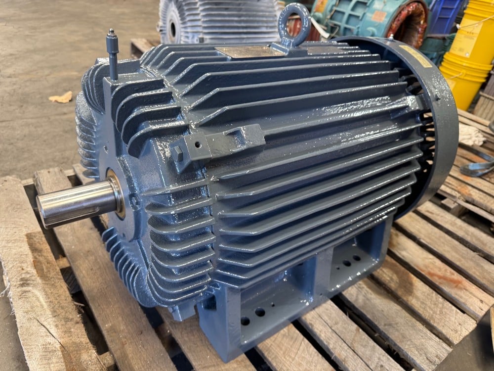 100 HP 3560 RPM Toshiba, Frame 405TS, TEFC, 460 Volts, 112a, type: tkkh, REFURBISHED - Image 2