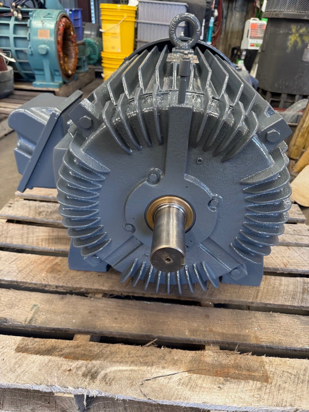 100 HP 3560 RPM Toshiba, Frame 405TS, TEFC, 460 Volts, 112a, type: tkkh, REFURBISHED - Image 4
