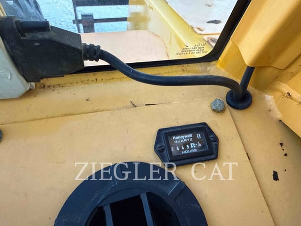 Load Lifter Mfg. Ltd. 842-G, Telehandler, 2444 hours, S/N: 3575, 2014 - Image 5