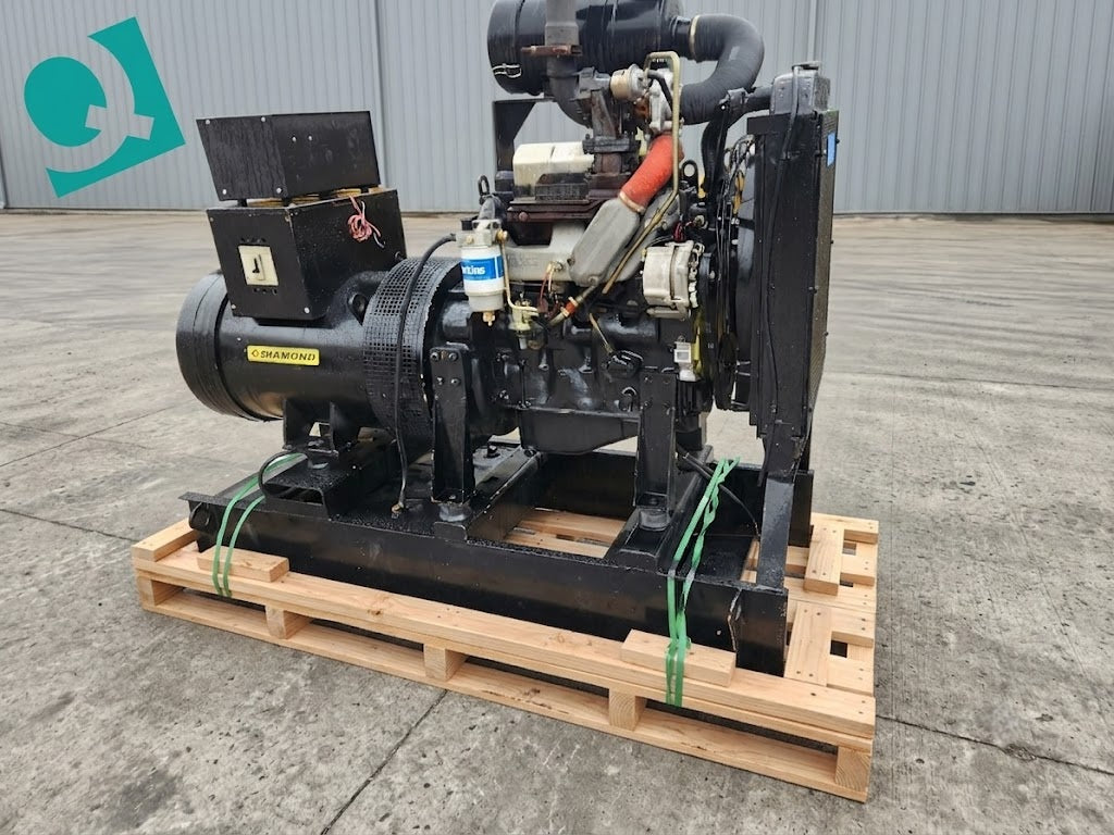 60 KW Perkins, Diesel Generator, Diamond #4-236 engine, 220 Volts, 39 hours, 2000 - Image 2
