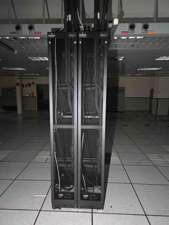 Liebert #XDH32DKP-0, Horizontal Row Cooler, 6 Fan, 30 KW, 120 Volts, 1PH, 2008 (11 available) - Image 2