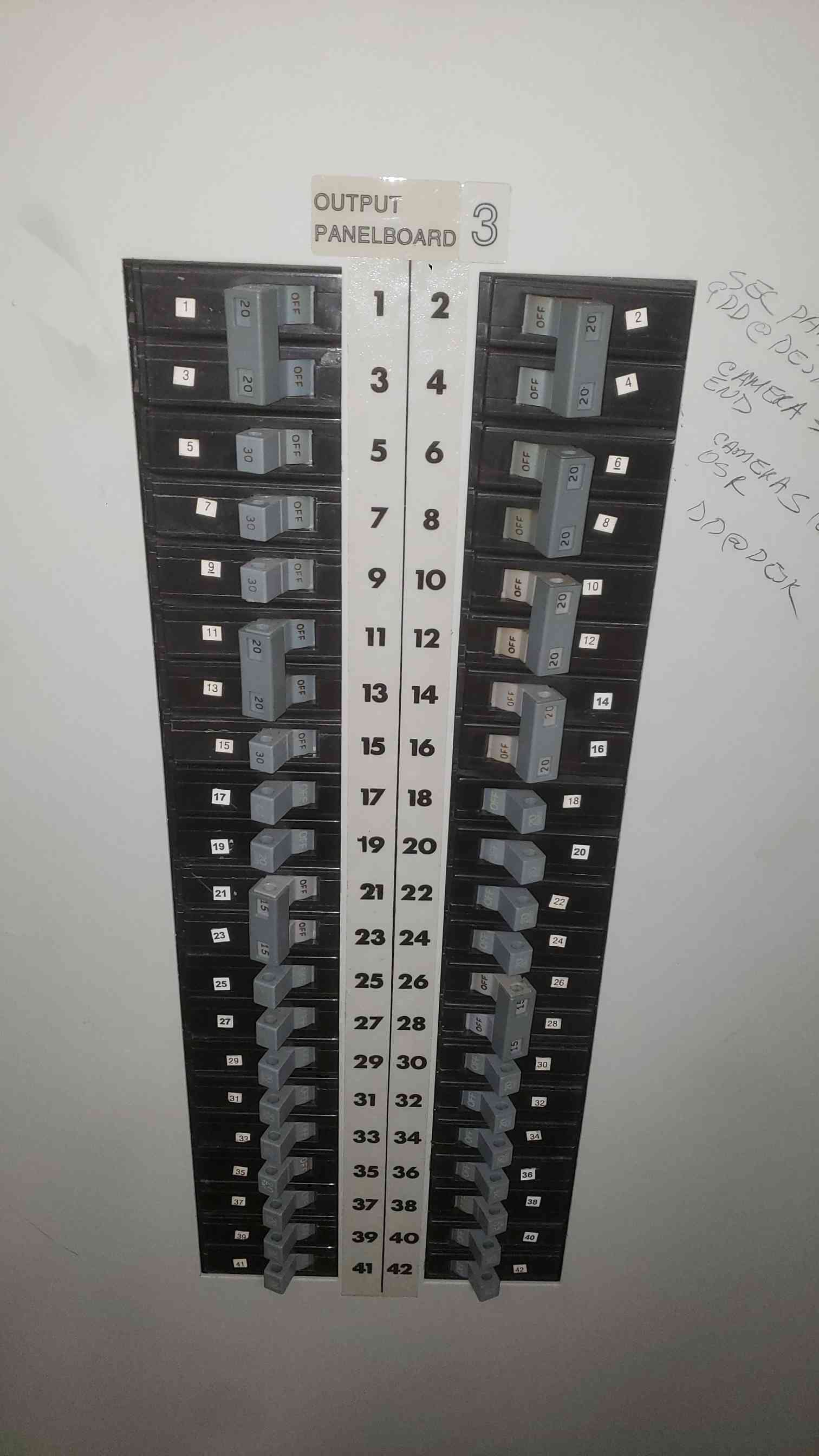 100 KVA United Power #PDM3-F2-100-426, PDU, 480V x 208V, w/ breakers - Image 8