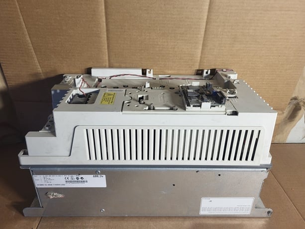 25 HP ABB, 600 Volt Variable Frequency Drive, 30 amps, 3PH - Image 1