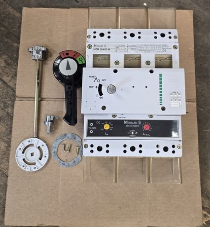 630 Amps, Moeller #NZM10-630N/ZM-630, Circuit Breaker Disconnector, 3P, 690 Volts, unused - Image 2