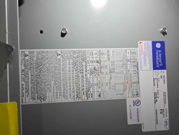 400 Amp. General Electric A-Series-II, Panelboard, 480/277 Volts, 5 Breakers & Main - Image 8