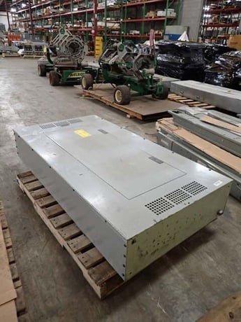 400 Amp. Siemens #S4, Panelboard, 480Y/277 Volts, w/ 13 Circuit Breakers, 3PH - Image 5