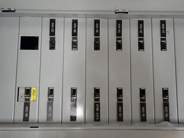 400 Amp. Siemens #S4, Panelboard, 480Y/277 Volts, w/ 13 Circuit Breakers, 3PH - Image 9