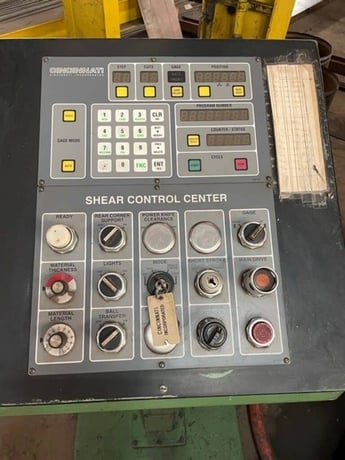 1/2" x 20' Cincinnati #4SE20, hydraulic shear, 60" powered back gauge, 23 hold downs, 1998 - Image 4