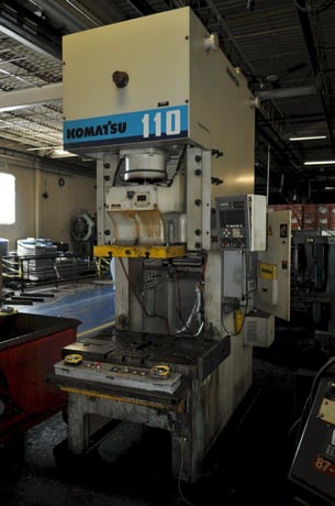 121 Ton, Komatsu #OBS 110 2L-VS-3, gap frame press, 7.87" stroke, 17.7"Shut Height, 3.94"ram adj., 32-65 SPM - Image 1