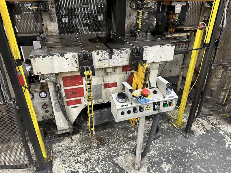 220 Ton, Aida #NC1-2000(2), single crank gap frame press, 9.84" stroke, 19.69"Shut Height, 4.33"ram adj. - Image 5