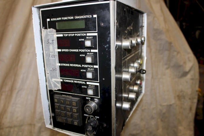 175 Ton, Cincinnati #OBS-175, hydraulic press, 10" stroke, 22" daylight, 50" x30" bed, foot pedal - Image 9