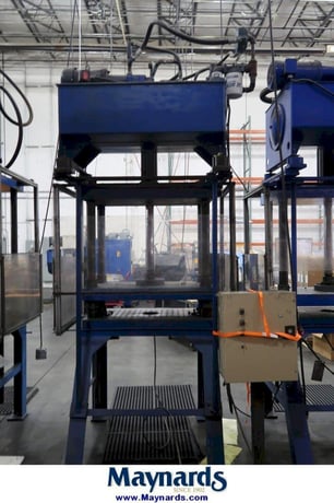 50 Ton, Hydraulic 4-post press, 24" stroke, 28" daylight, 35" x32" bed, 2.5" cylinder diameter - Image 4