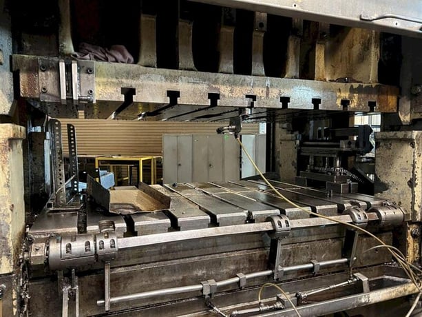 300 Ton, Minster #E2-300-60-36, straight side double crank press, 6" stroke, 32" Shut Height, 6" ram adj. - Image 3