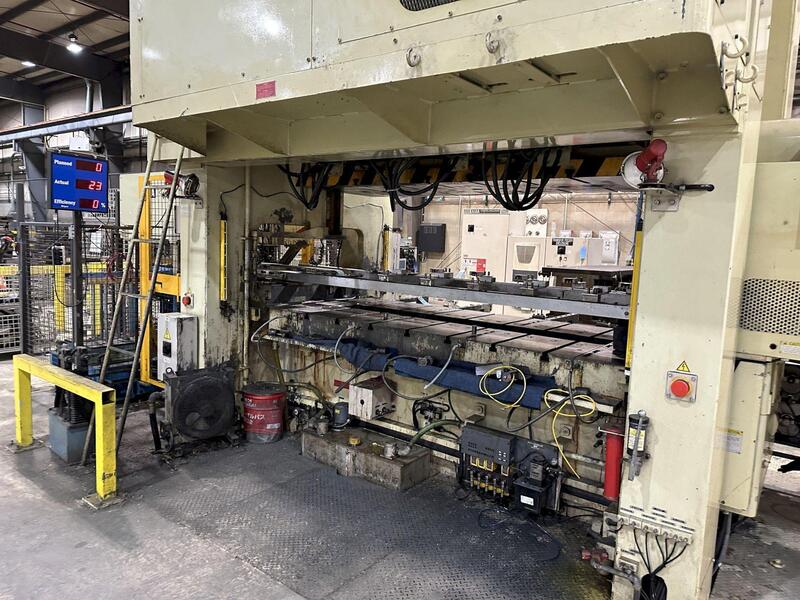 330 Ton, Aida #NC2-3000(2)E, straight side double crank press, 11" stroke, 23" Shut Height, 3.93"ram adj. - Image 4