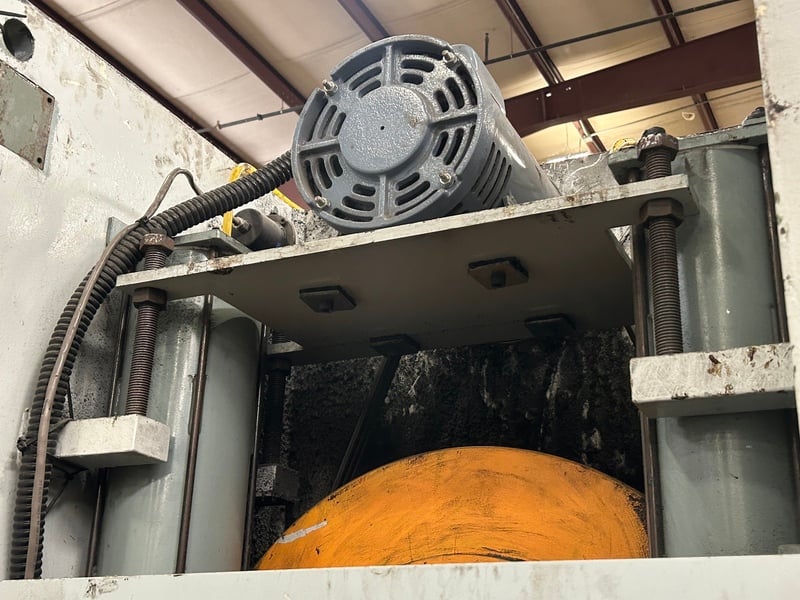 121 Ton, Aida #NC1-11(2)-B, back gear obi press, 7.1" stroke, 26.2" between housing, 35-70 SPM, 3.5" adj, 1983 - Image 6