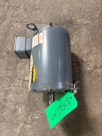 3 HP 1800 RPM Baldor, Frame 182t, OPSB, 230/460 Volts, 8.4/4.2a, vpwm inverter ready - Image 4