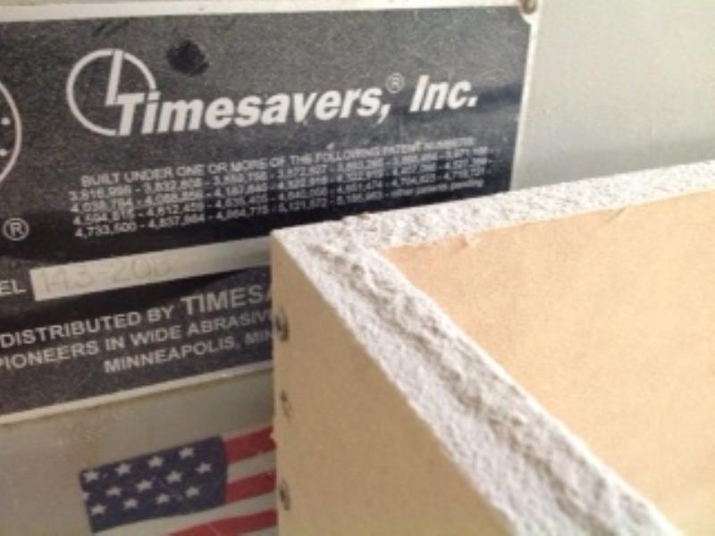 42" Timesavers #143-2-OB, Orbital Sander, 5" wide platens, 3 HP & 0.75 HP drive motor, 5-15 FPM conveyor belt - Image 4