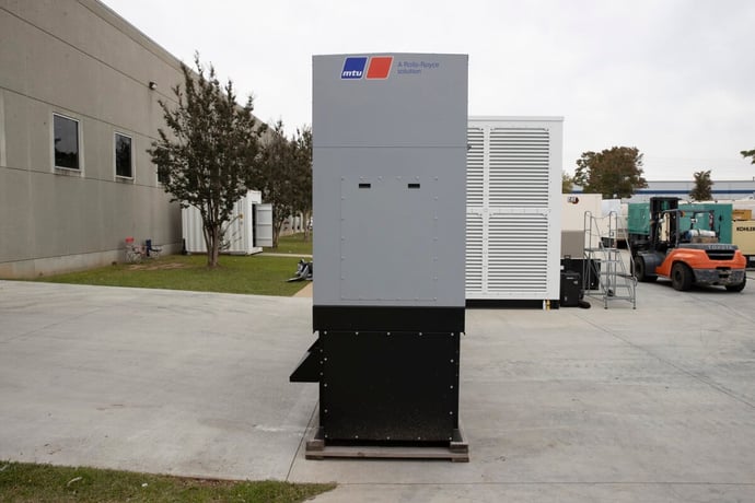 200 kW MTU #6R0120-DS200, Diesel Generator, Tier3, Benz #OM926LA engine, fuel tank, unused, 2022 - Image 3