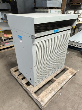 12 kW Avtron D37366, Load Center, 3 x 9 Ohms, 14.4 Amps, 480 VAC, 3 PH, 400-NX17 - Image 1