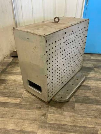 40" x 18.5" x 34" tombstone fixture, drill & tapped hole - Image 5