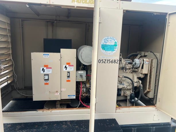 105 KW Katolite #D105F-J4T2, Portable Genset w/ Enclosure & Base Fuel Tank, 6.8 Liter John Deere Engine - Image 5
