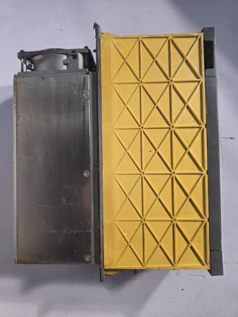 Fanuc #A06B-6088-H422#H501, Spindle Amplifier Module, 25.2 kW, 283-325 VDC Input, 230 VAC Output - Image 4