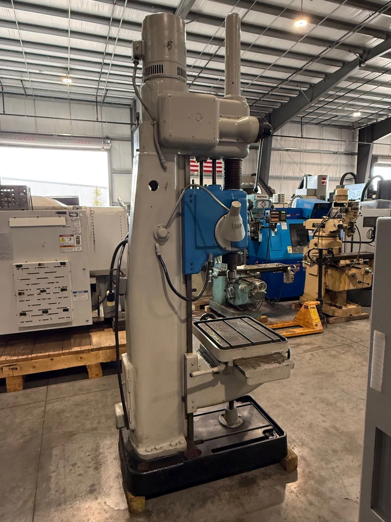25" Yoshida #YUD-650, Heavy Duty Drill Press Tapping, 16.25" x 21" table, 2" mild steel drilling, 1.5" mild - Image 6