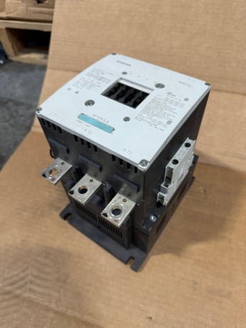 400 Amp. Siemens, SIRIUS 3RT1075-6...6, 600 VAC Contactor (6 Available) - Image 1