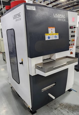 Lissmac #SBM-XS300, Small Parts Deburrer - Image 1
