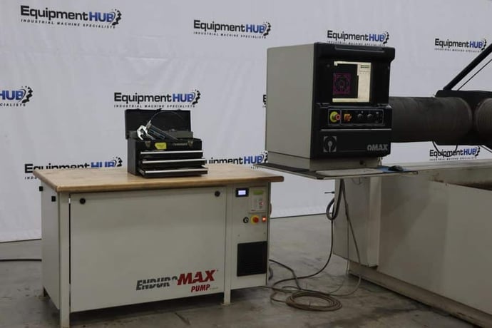 Omax #55100, CNC waterjet, 4.5' x 8.3', 30 HP, 60000 psi, garnett hopper, chiller, height sensor, 2021 - Image 7
