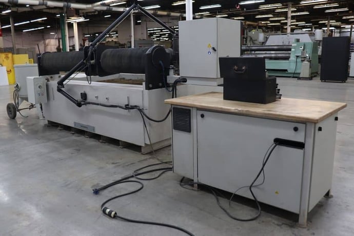 Omax #55100, CNC waterjet, 4.5' x 8.3', 30 HP, 60000 psi, garnett hopper, chiller, height sensor, 2021 - Image 10