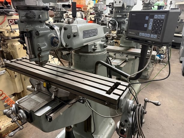 Bridgeport #Series-1 variable speed, Milling Machine, 9" x 49" table, 2 HP, 4200 RPM, 220/440 V., digital - Image 6