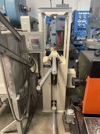 30 KVA Taylor-Winfield, Rocker Arm Type Spot Welder, 12" throat, 208 V., pedal - Image 1