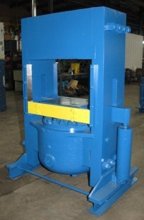 500 Ton, Bolling, 20" x17", slab side, 5000 psi, 17.5" daylight, 10.5" stroke, (quantity) #2372 - Image 1