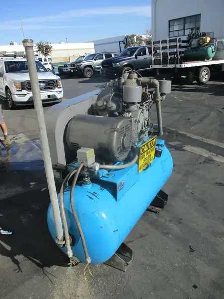 Dresser #880A, Reciprocating Air Compressor, 200 psi @ 650°F, 30 HP - Image 2