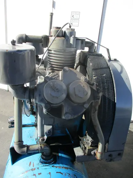 Dresser #880A, Reciprocating Air Compressor, 200 psi @ 650°F, 30 HP - Image 6