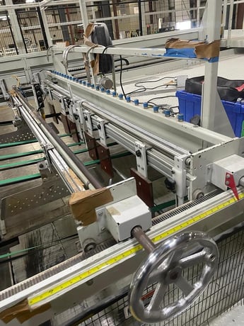 98" BW Papersystems/Marquip #Falcon-2500, Dual Rotary Sheeter, 72" unwind diameter, 130" cut off length, 2018 - Image 3