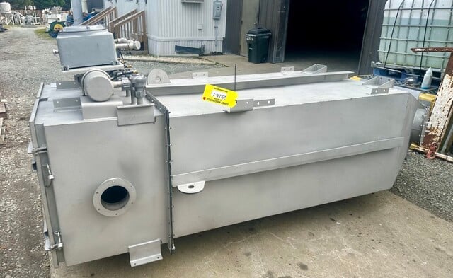 900 cfm Sly #STJ-64-6, Stainless dust collector, 217 sq.ft., top bag removal design, unused, 2022 - Image 2