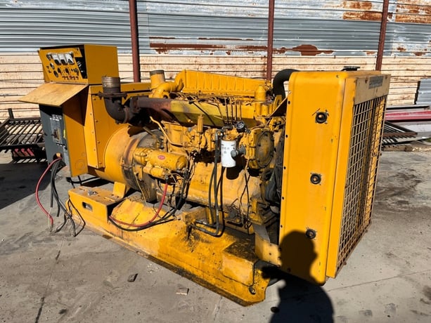 180 KW Caterpillar #D-3306PC, Open Skid, 480 Volts, 1988 - 345 hours - Image 2