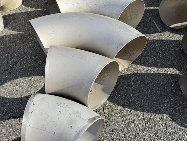 lot of large industrial pipe fittings & pipe junct - Image 3