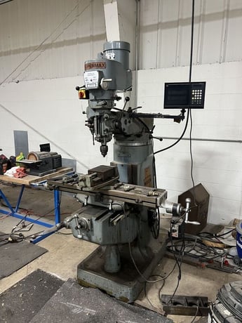 Supermax, Vertical Milling Machine, 9" x 42" table, 30" X, 12" Y, 16" Z, 12" ram travel, 3 HP, 4200 RPM, XY - Image 2