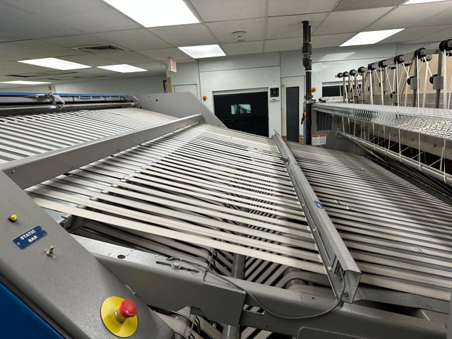 Chicago Dryer #S-16-2000, Folder w/Stacker, Left-Hand Discharge, 120" Width, 2.3 HP, 208 V, 2009 - Image 4