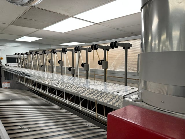 Chicago Dryer #S-16-2000, Folder w/Stacker, Left-Hand Discharge, 120" Width, 2.3 HP, 208 V, 2009 - Image 7